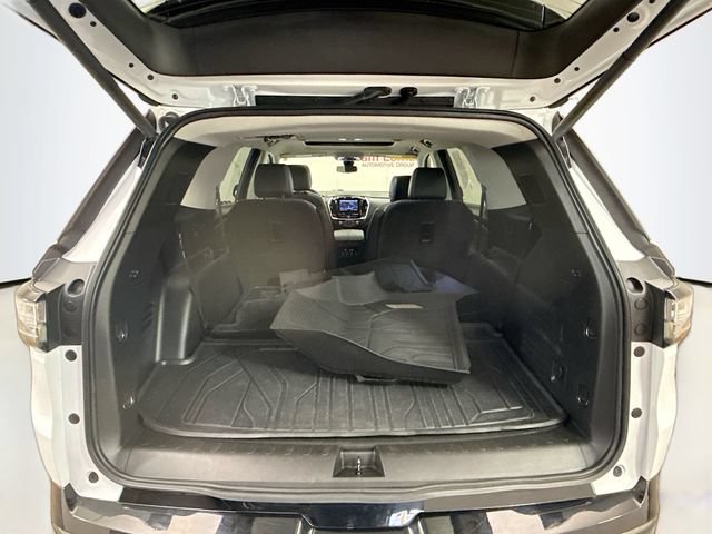Used 2021 Chevrolet Traverse Premier w/ Redline Edition AWD/4WD image 28