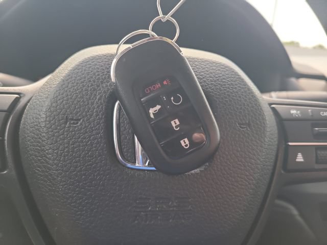 Used 2023 Honda Accord LX image 25