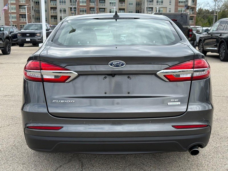 Certified 2019 Ford Fusion SE FWD image 5