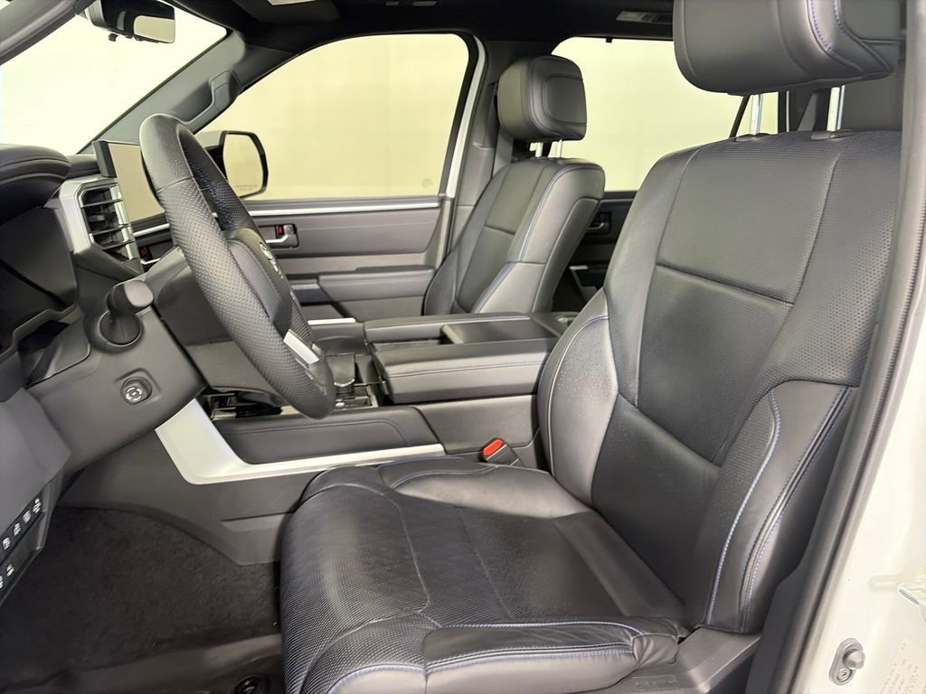 Used 2024 Toyota Sequoia Platinum AWD/4WD image 11