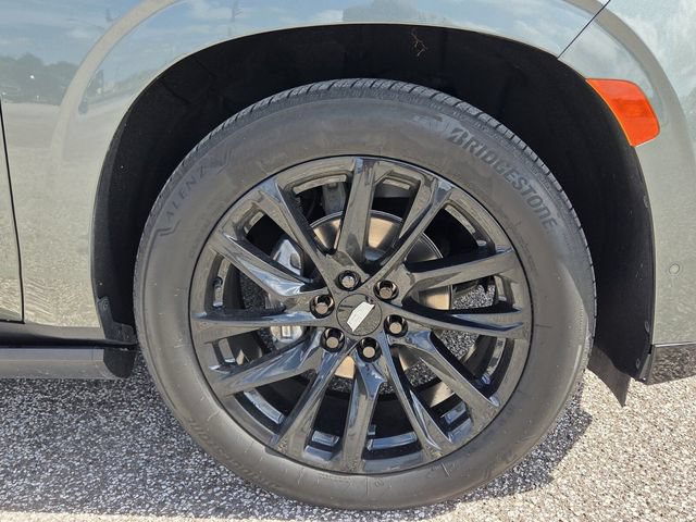 Used 2024 Cadillac Escalade Sport Platinum w/ LPO, ONYX Package AWD/4WD image 11