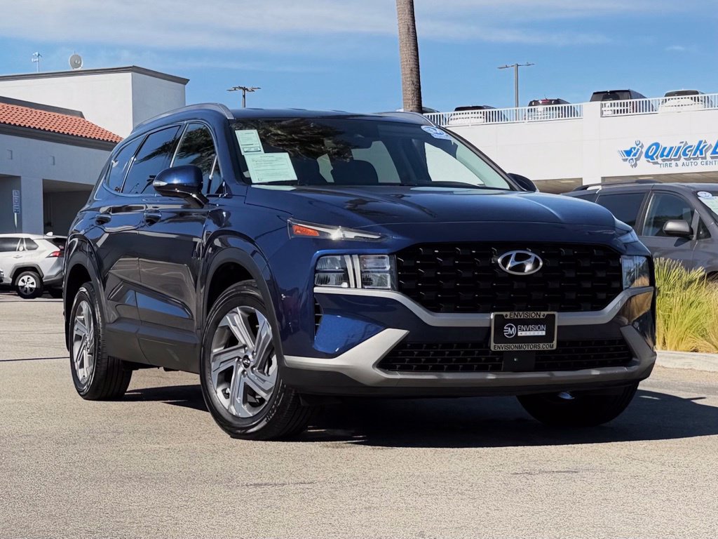 Used 2023 Hyundai Santa Fe SEL FWD image 2