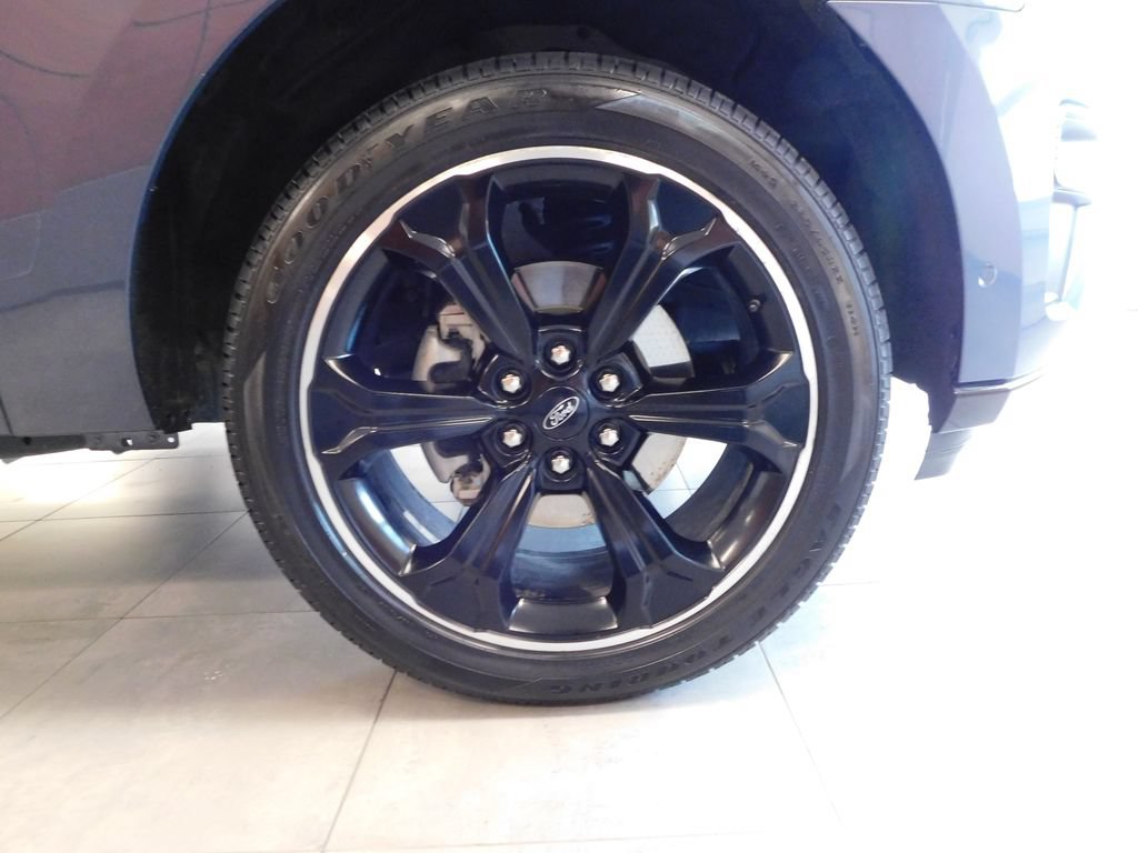 Certified 2022 Ford Expedition Max Limited AWD/4WD image 9