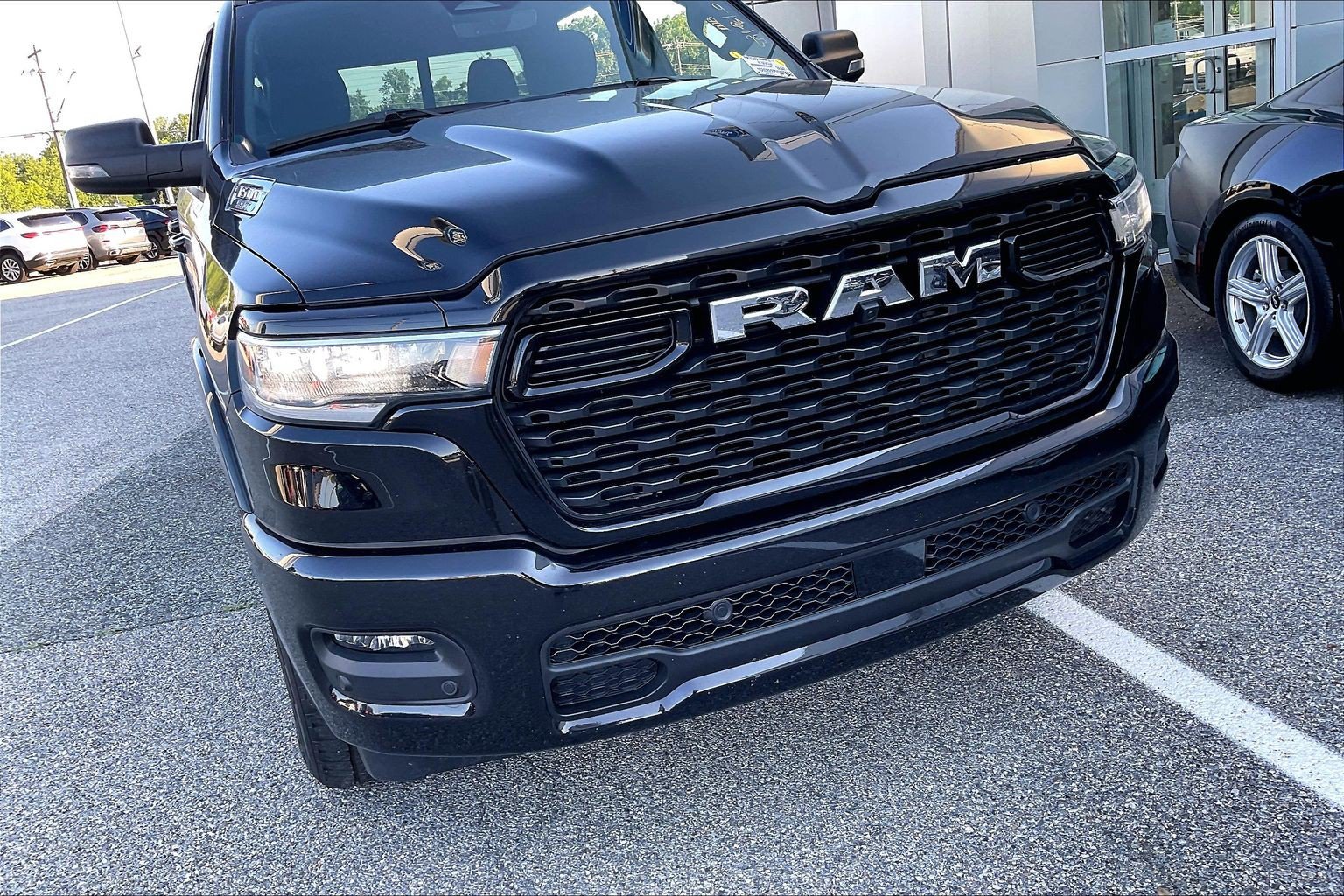 Used 2025 RAM 1500 Big Horn AWD/4WD image 28