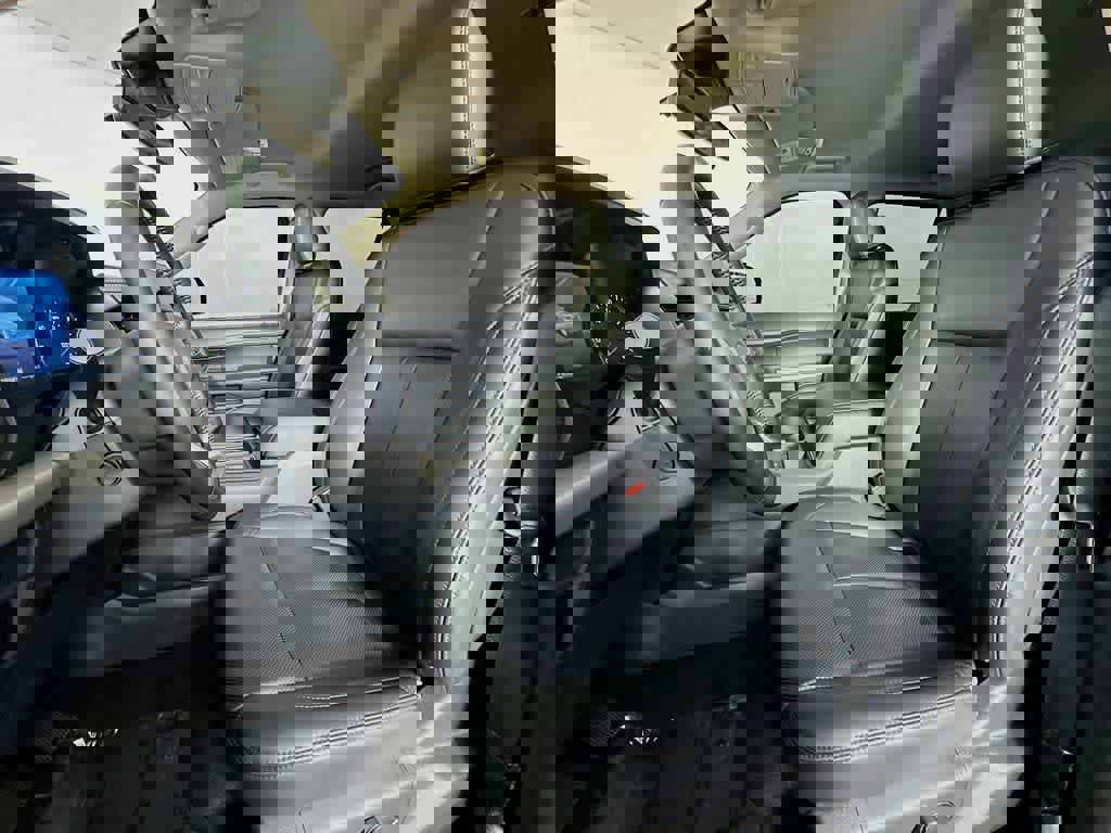 Certified 2023 Ford Expedition XLT image 14