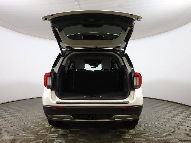 Certified 2025 Ford Explorer Active w/ Active Comfort Package image 24