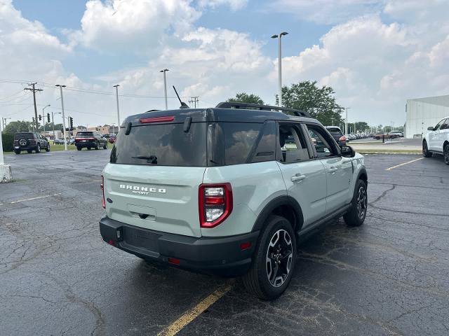 Certified 2024 Ford Bronco Sport Outer Banks w/ Tech Package AWD/4WD image 8