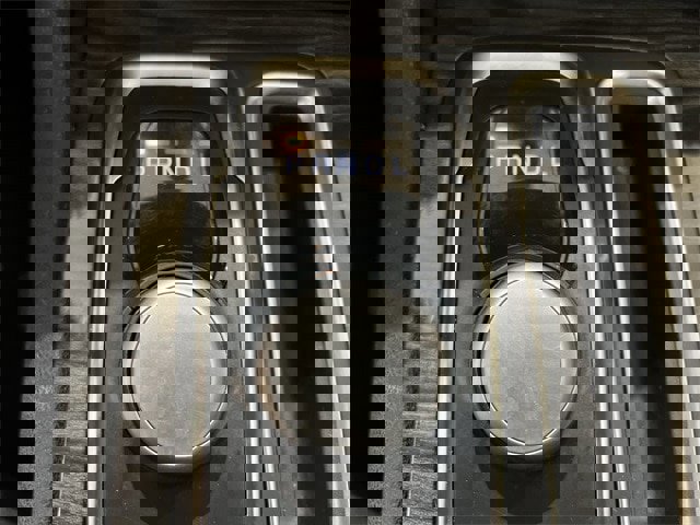 Used 2022 Chrysler 300 Touring L image 14