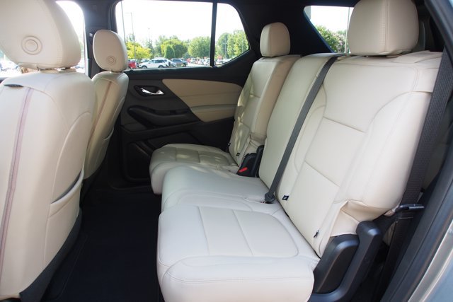 Used 2023 Chevrolet Traverse LS FWD image 20