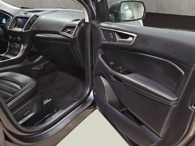 Certified 2020 Ford Edge SEL w/ Convenience Package AWD/4WD image 18