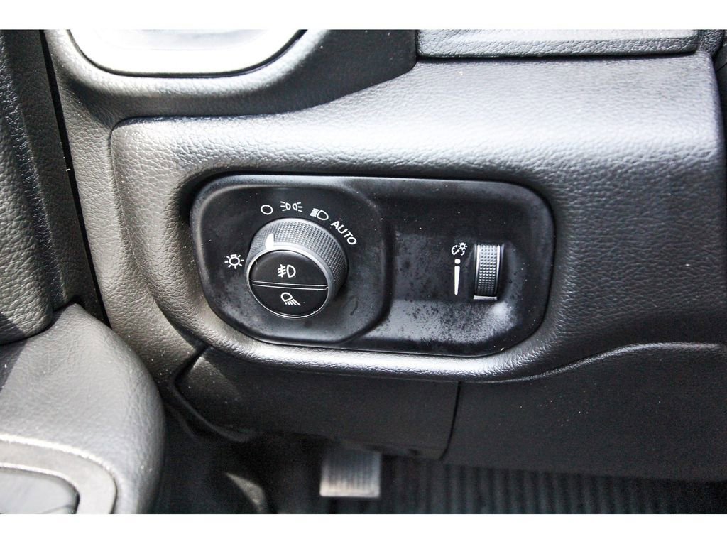 Used 2025 RAM 2500 Tradesman image 16