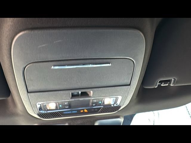 Certified 2022 Ford F150 Lariat w/ Equipment Group 502A High AWD/4WD image 20