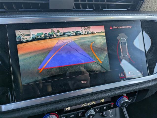 Used 2023 Audi Q3 2.0T Premium image 14