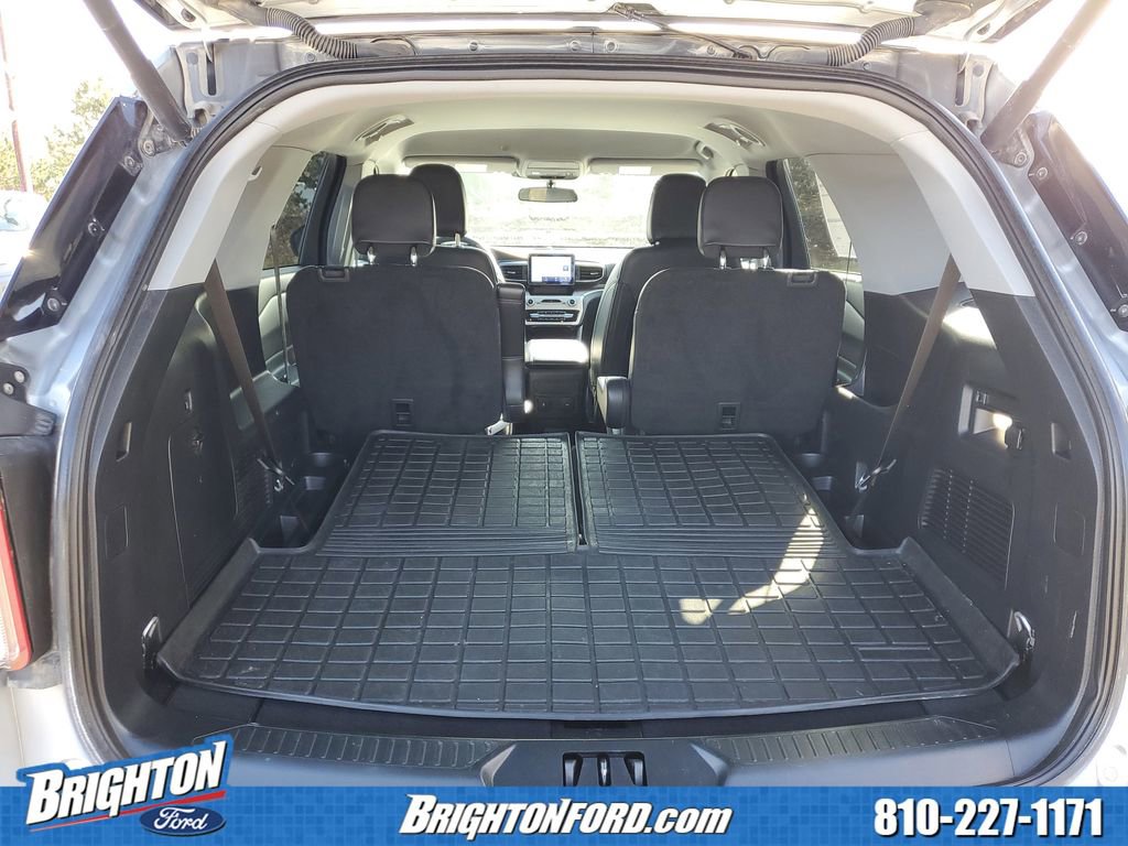 Certified 2023 Ford Explorer XLT w/ Equipment Group 202A image 7