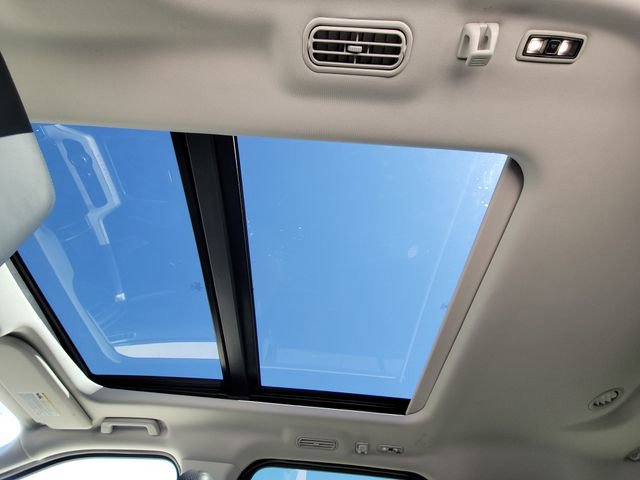 Certified 2025 Ford Expedition Active image 12