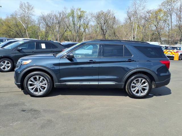 Certified 2023 Ford Explorer XLT w/ Equipment Group 202A AWD/4WD image 2