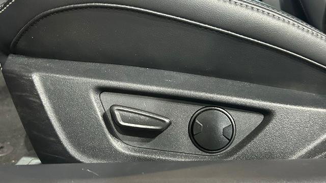 Certified 2026 Ford Mustang Premium RWD image 30