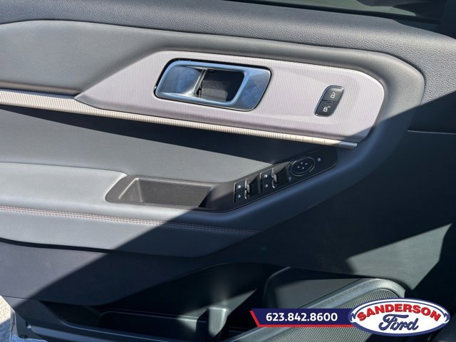 Certified 2025 Ford Explorer Active w/ Active Comfort Package RWD image 10