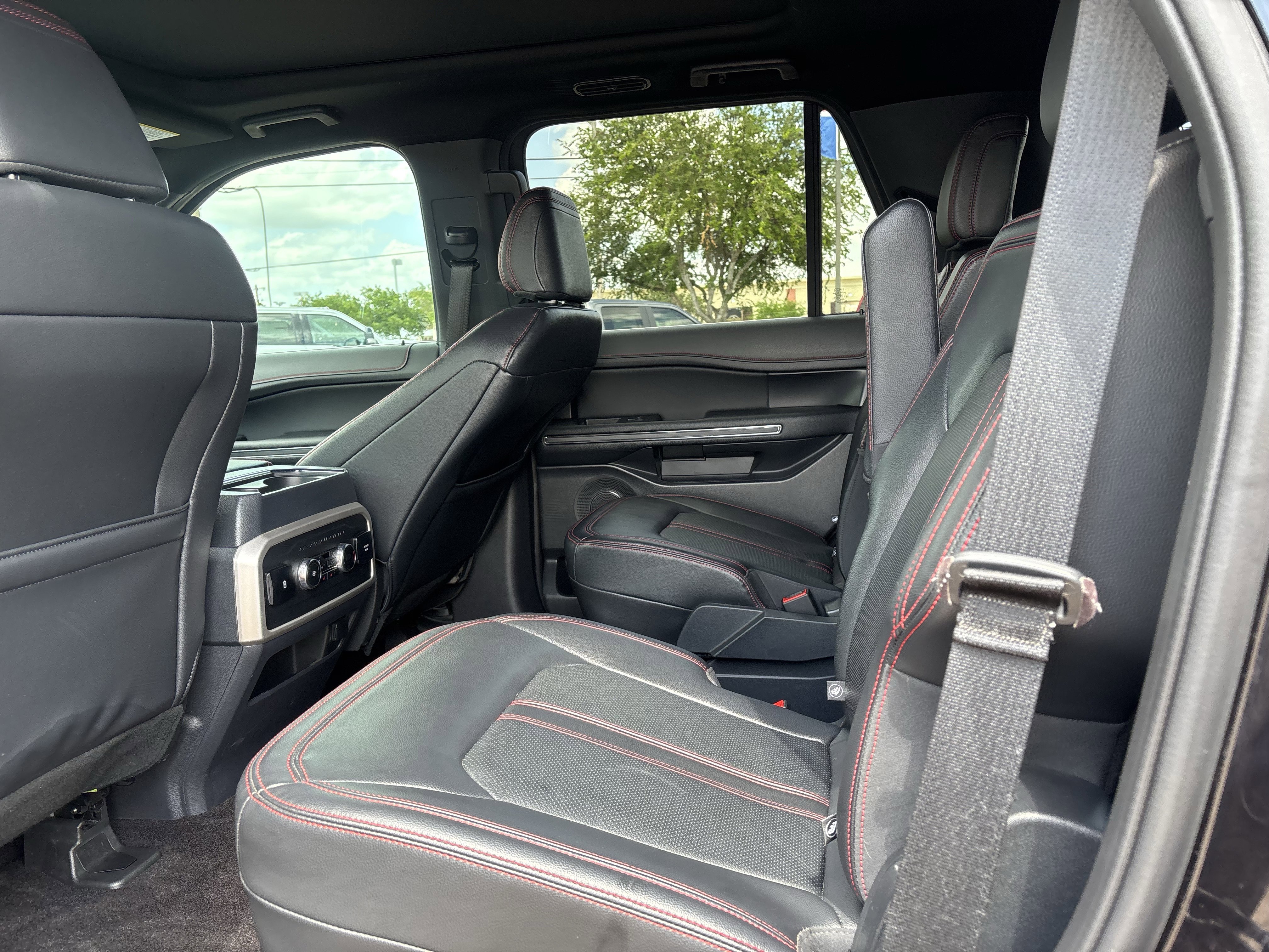 Certified 2023 Ford Expedition Limited RWD image 15