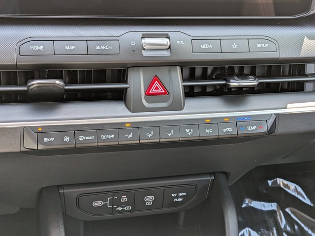 Used 2025 Kia K4 FWD image 25
