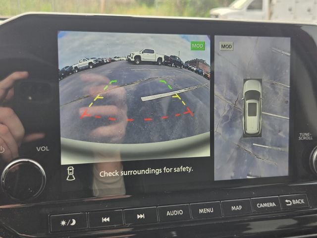 Used 2024 Nissan Pathfinder SL AWD/4WD image 22