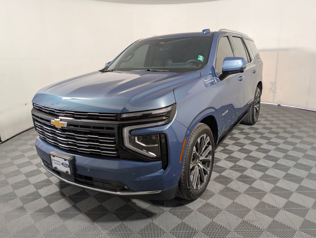 Used 2025 Chevrolet Tahoe High Country AWD/4WD image 4