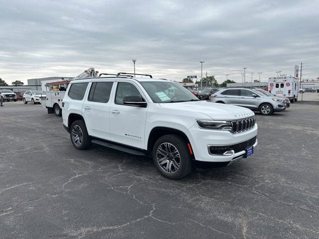 Used 2024 Jeep Wagoneer Series II w/ Flexible Seating Group AWD/4WD image 3