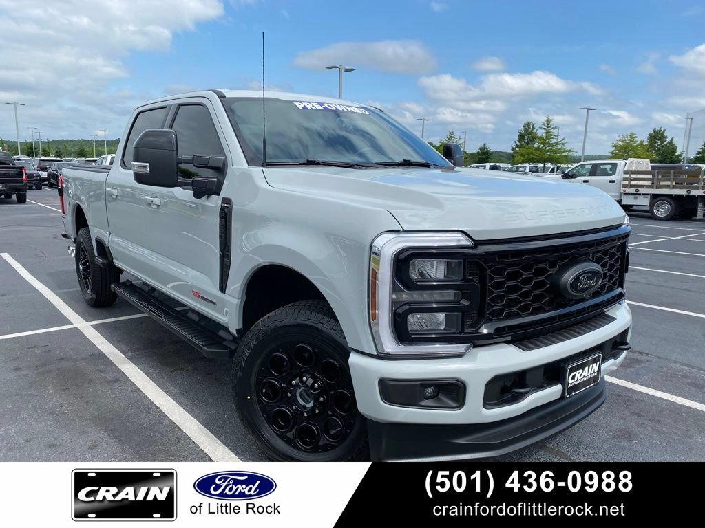 Certified 2025 Ford F350 Lariat w/ Black Appearance Package