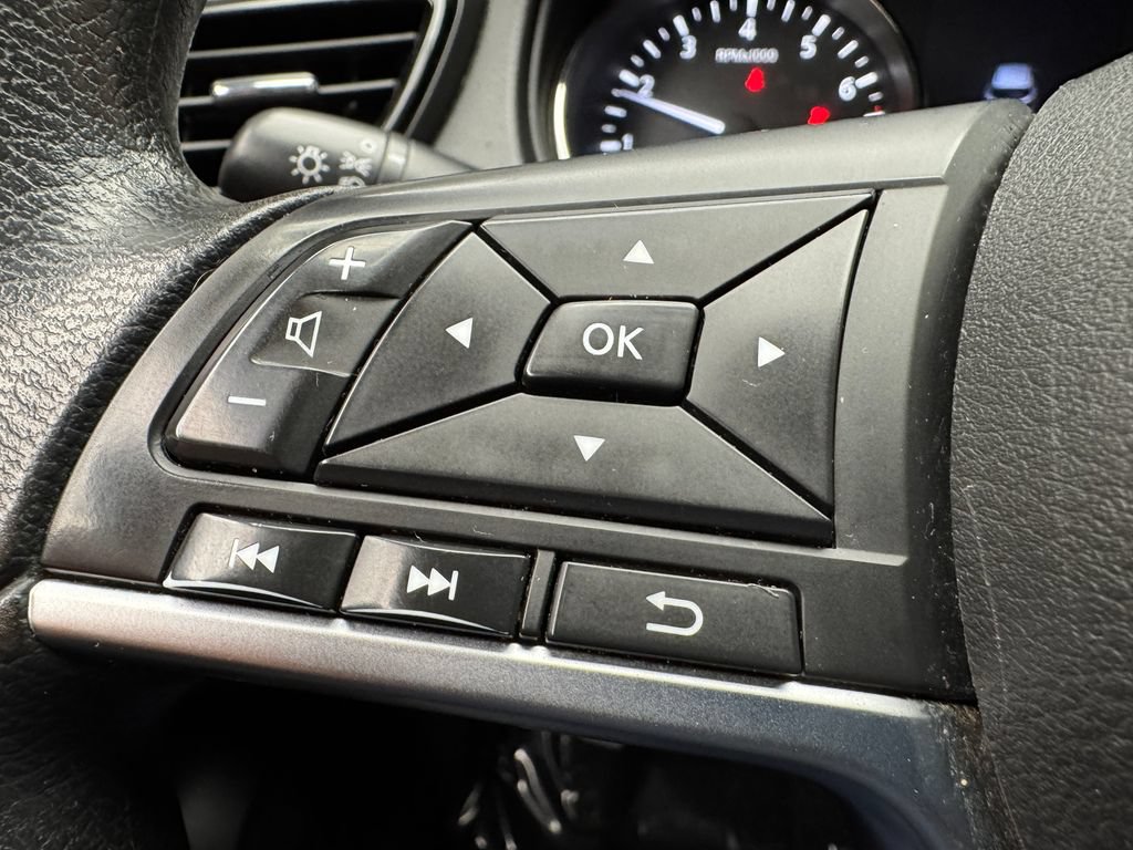 Used 2019 Nissan Rogue Sport S AWD/4WD image 15