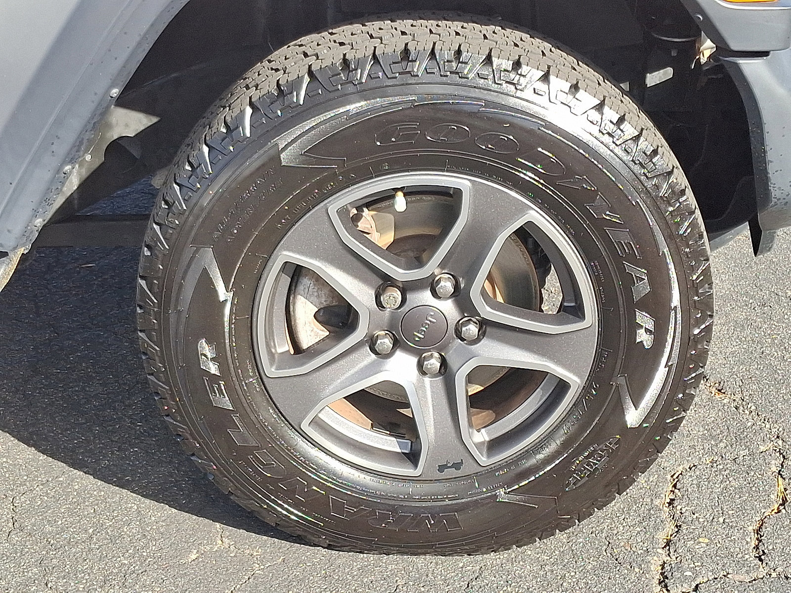 Used 2020 Jeep Wrangler Unlimited Sport image 8