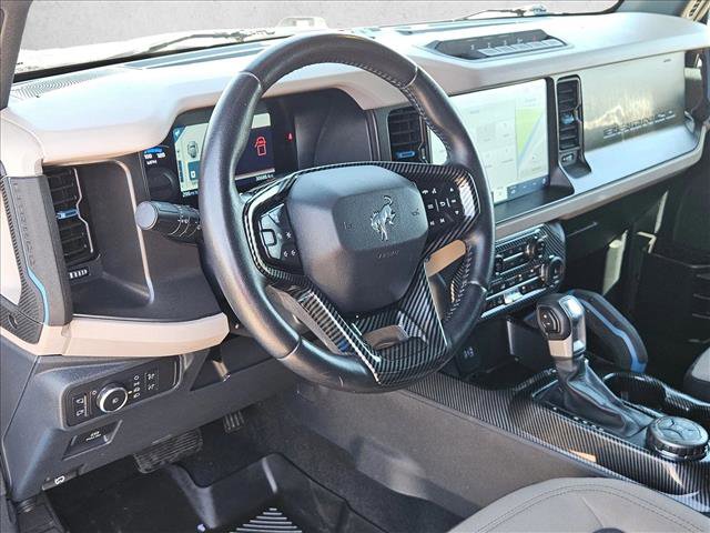 Certified 2022 Ford Bronco Wildtrak AWD/4WD image 12