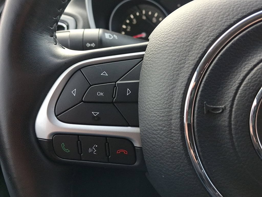 Used 2019 Jeep Compass Latitude AWD/4WD image 21