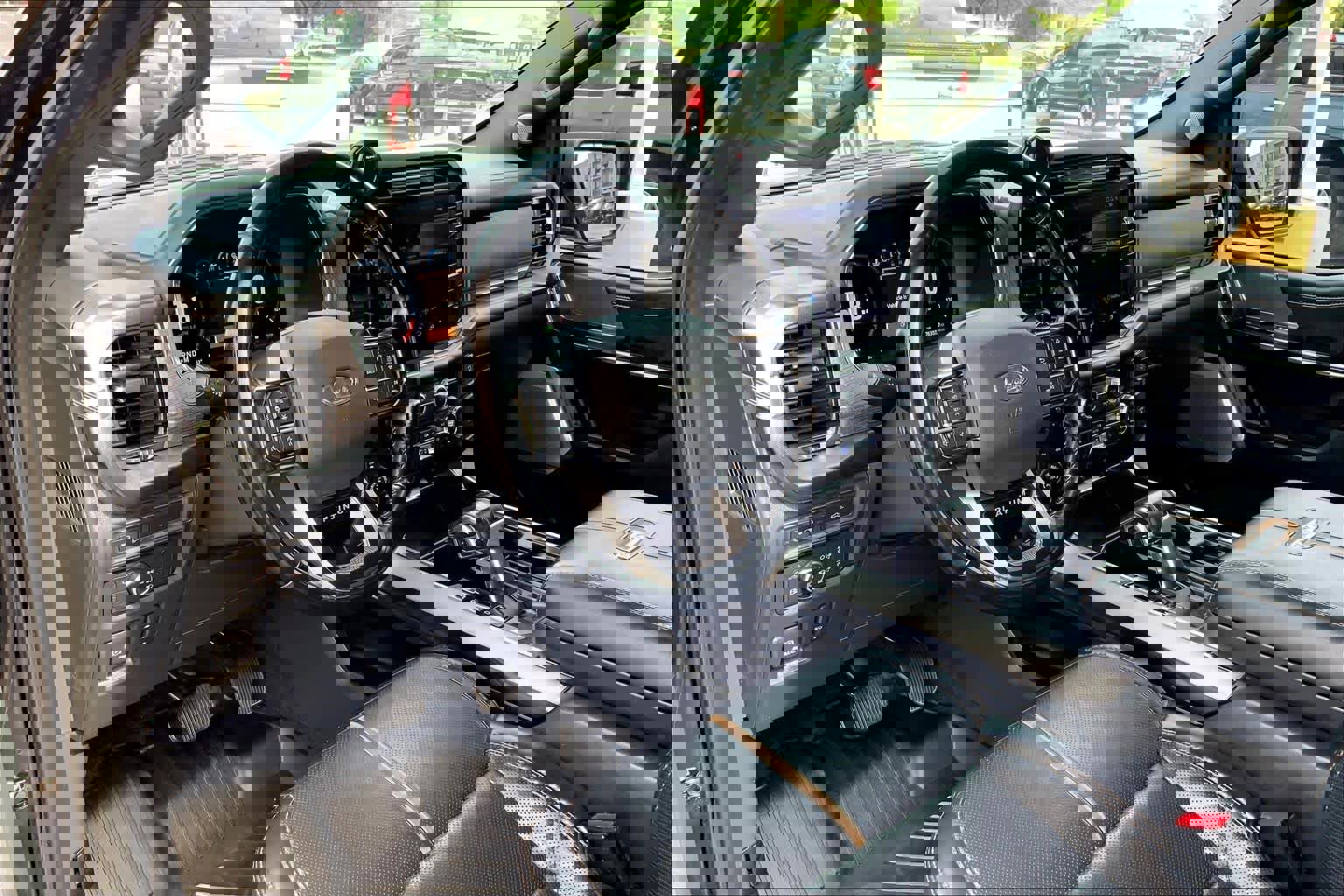 Certified 2021 Ford F150 Platinum w/ Equipment Group 701A High image 16