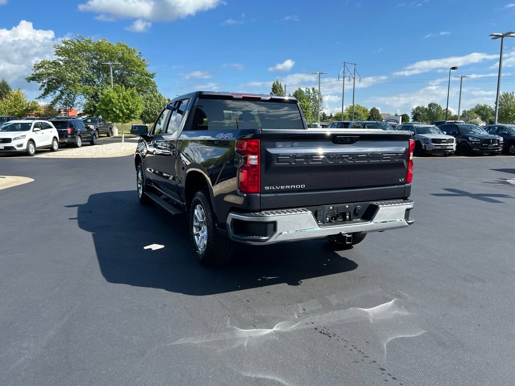 Used 2023 Chevrolet Silverado 1500 LT AWD/4WD image 9