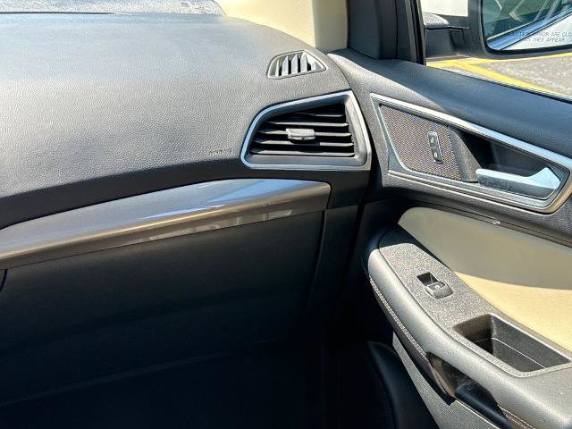 Certified 2024 Ford Edge SEL w/ Convenience Package AWD/4WD image 15