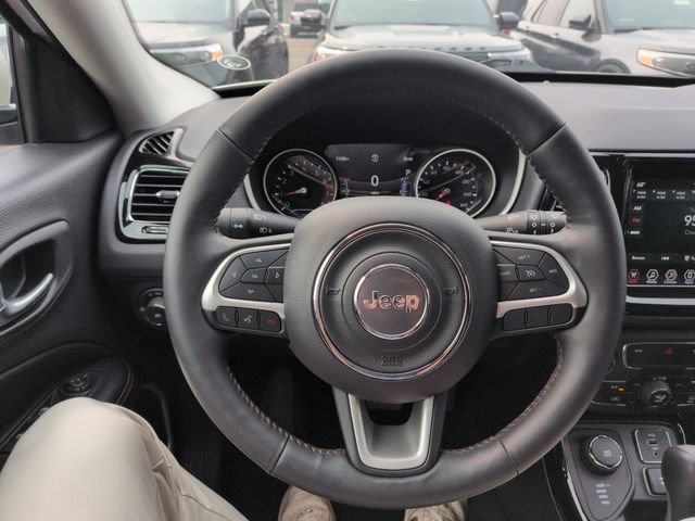 Used 2018 Jeep Compass Limited AWD/4WD image 31