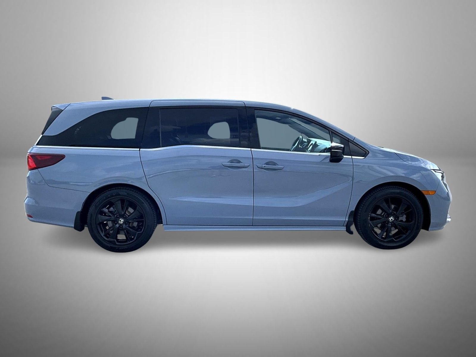 Used 2024 Honda Odyssey Sport image 4