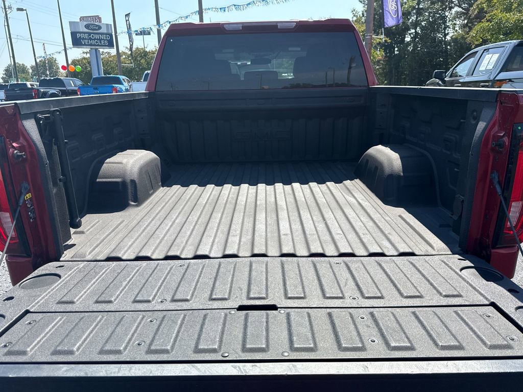 Used 2023 GMC Sierra 1500 SLT w/ SLT Premium Package AWD/4WD image 18