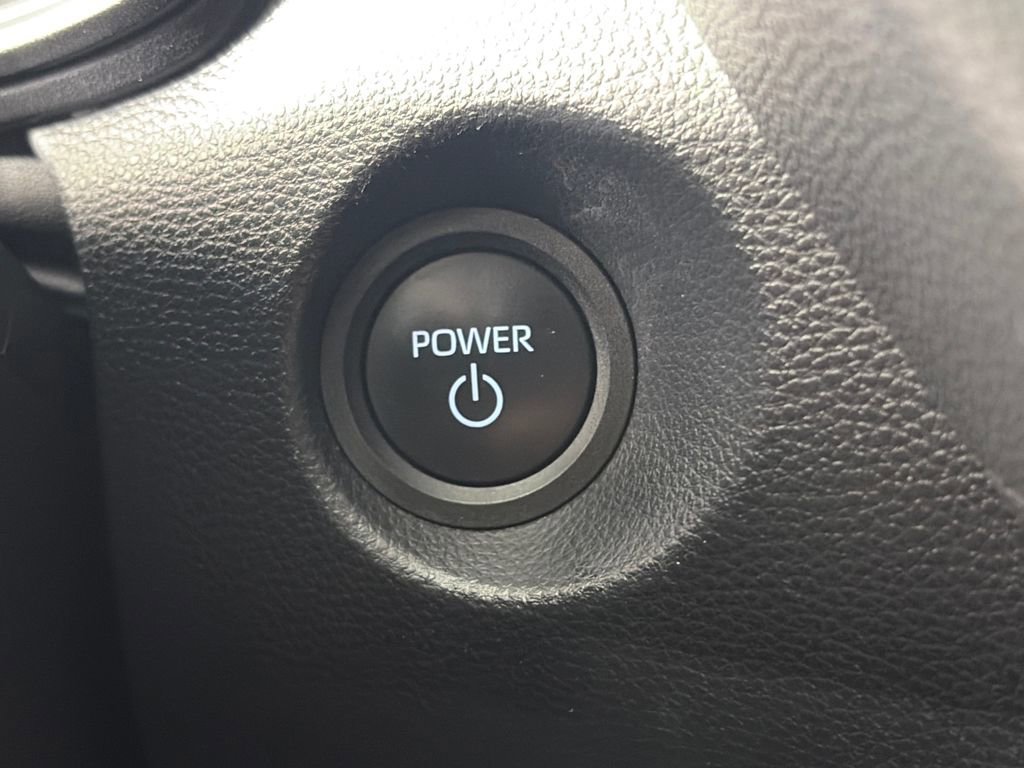 Used 2025 Toyota Corolla Cross AWD Hybrid image 23