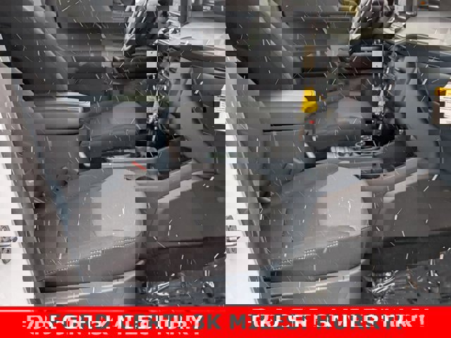 Certified 2024 Ford Maverick XL image 25