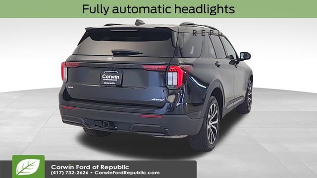 Certified 2025 Ford Explorer ST-Line image 5