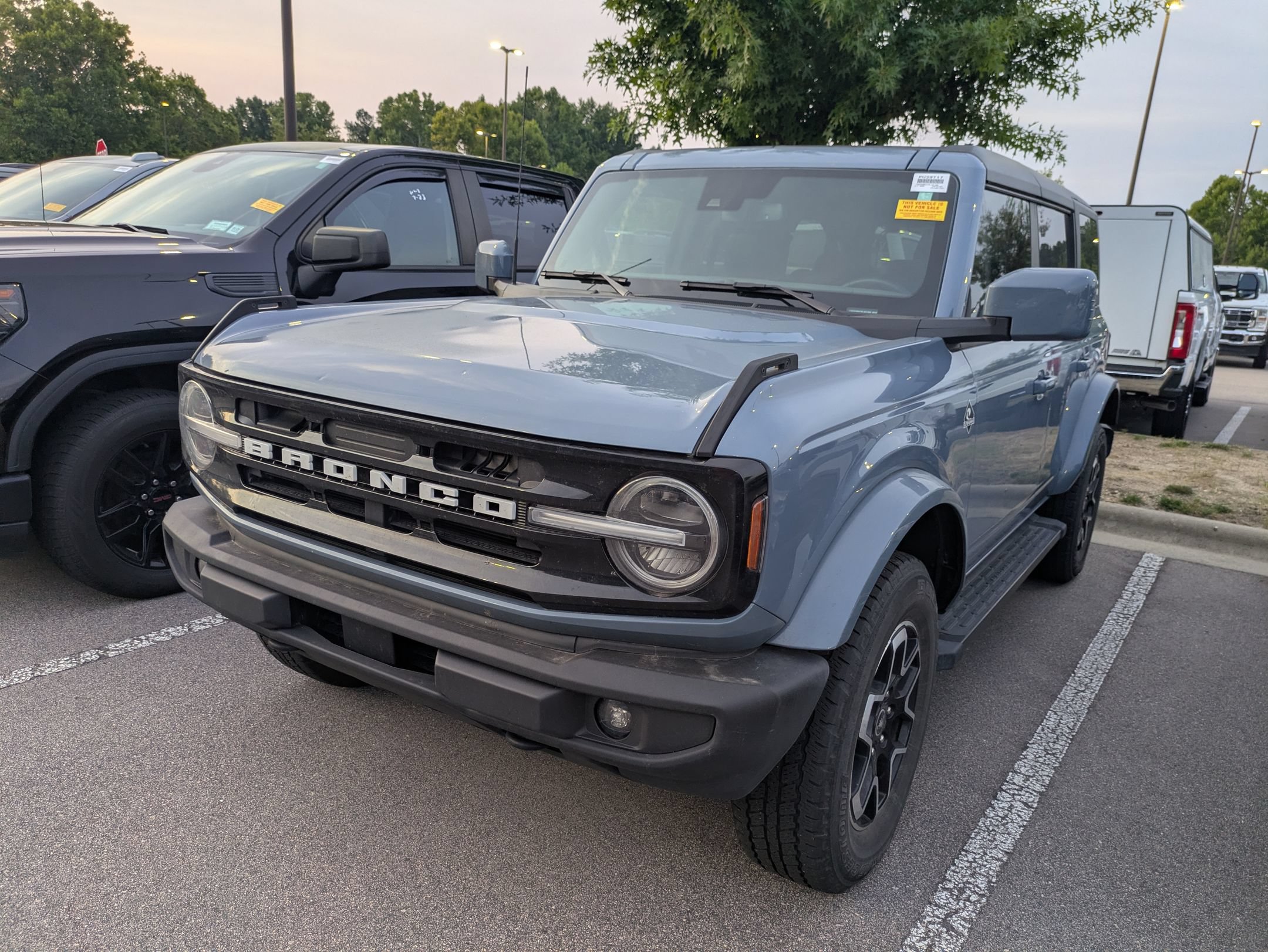 Certified 2024 Ford Bronco Outer Banks AWD/4WD image 3