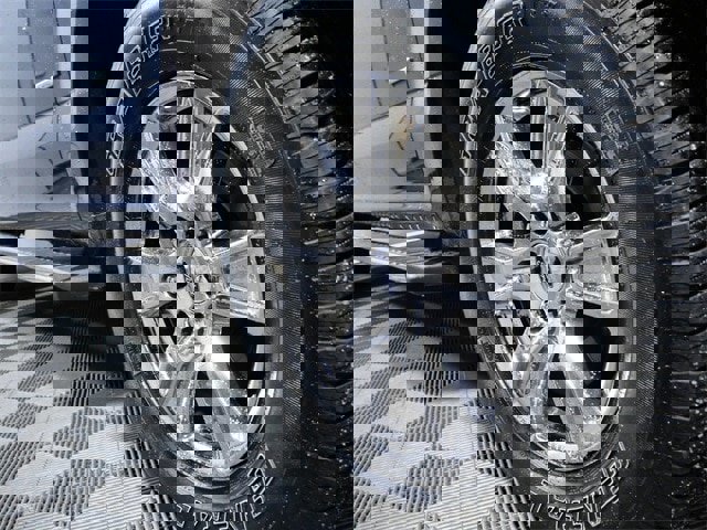 Certified 2017 Ford F150 XLT w/ Equipment Group 302A Luxury image 2