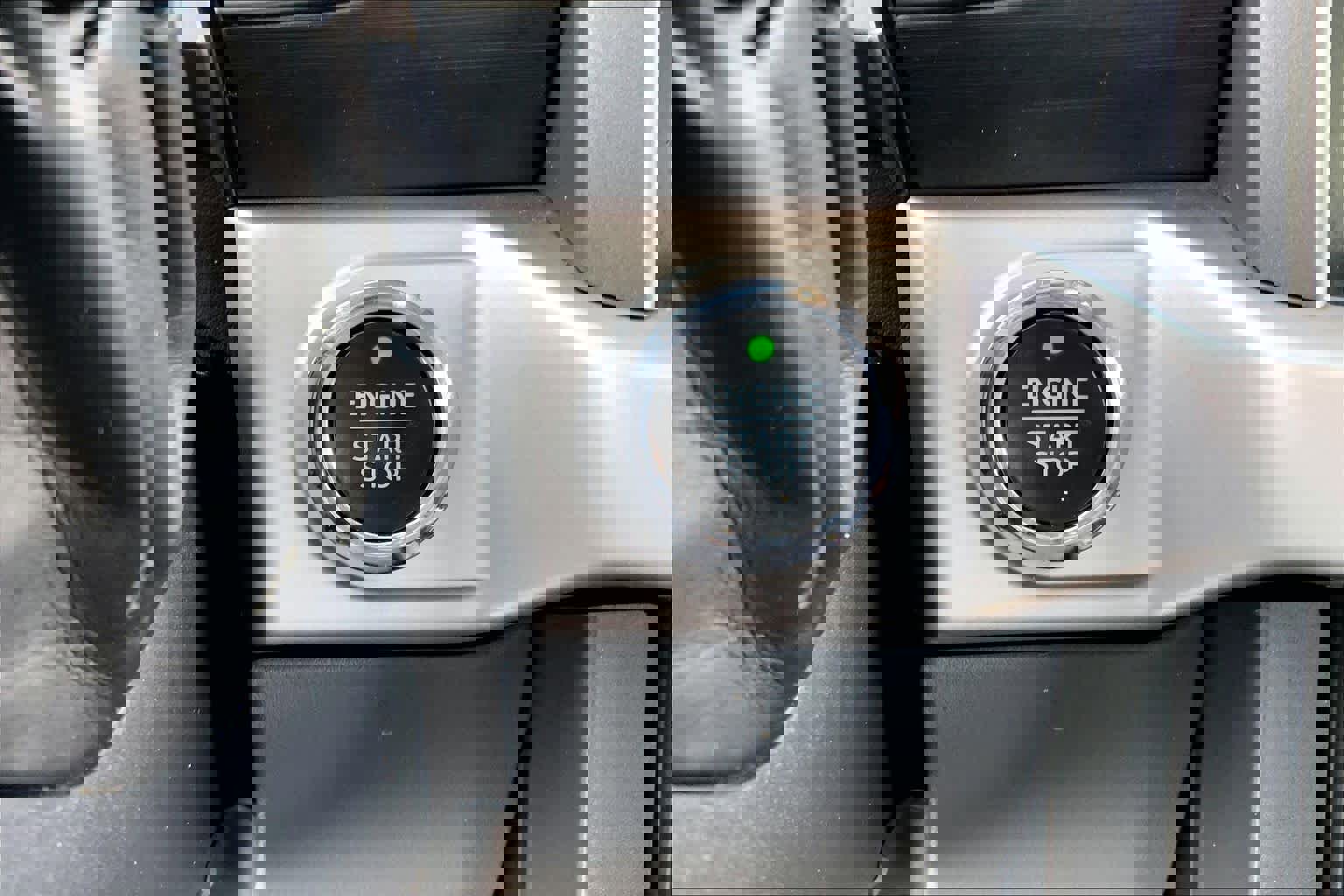 Certified 2022 Ford F150 XLT w/ Equipment Group 302A High image 32