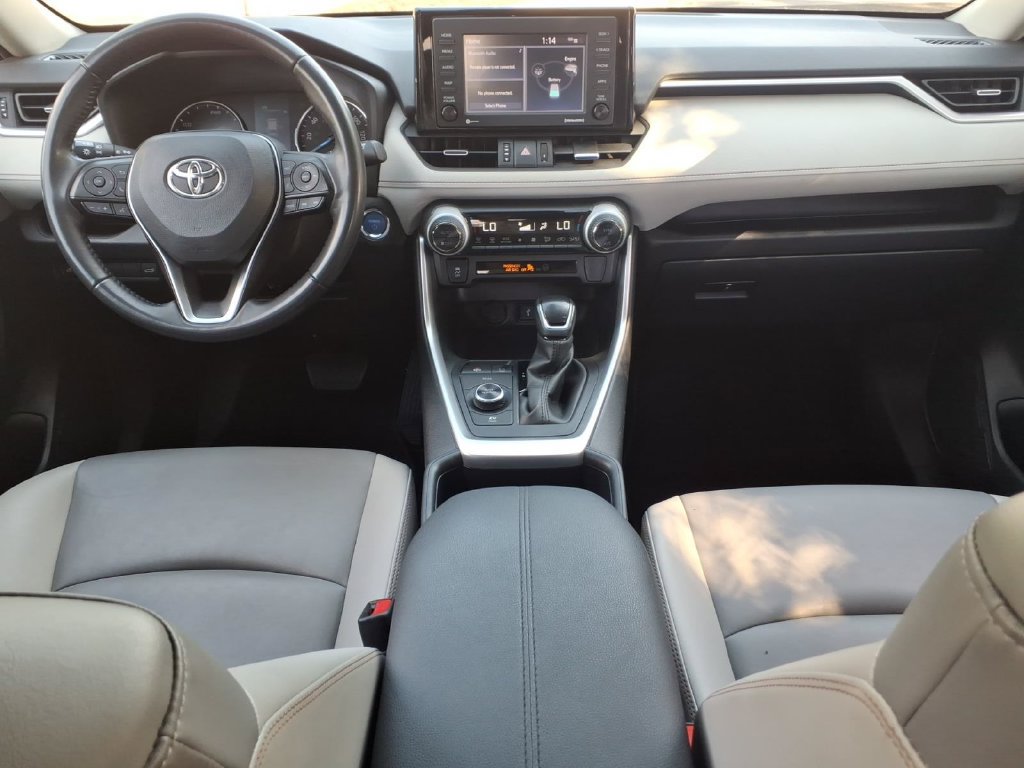 Used 2022 Toyota RAV4 XLE Premium AWD/4WD image 12