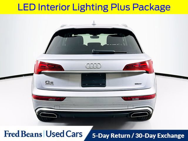 Used 2023 Audi Q5 2.0T Prestige w/ Prestige Package image 4