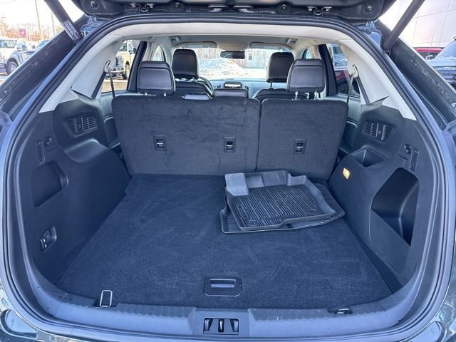 Certified 2022 Ford Edge SEL w/ Convenience Package image 8
