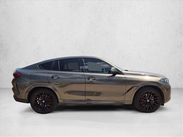 Used 2024 BMW X6 xDrive40i w/ Executive Package AWD/4WD image 4