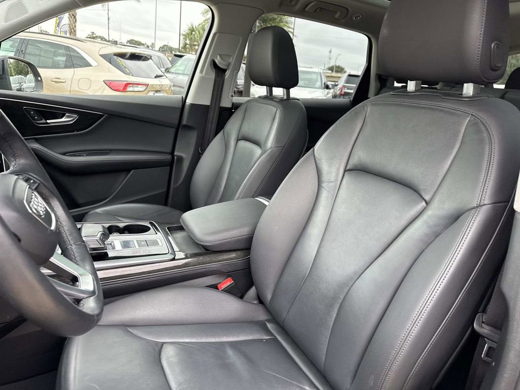 Used 2023 Audi Q7 3.0T Premium Plus w/ Premium Plus Package image 19