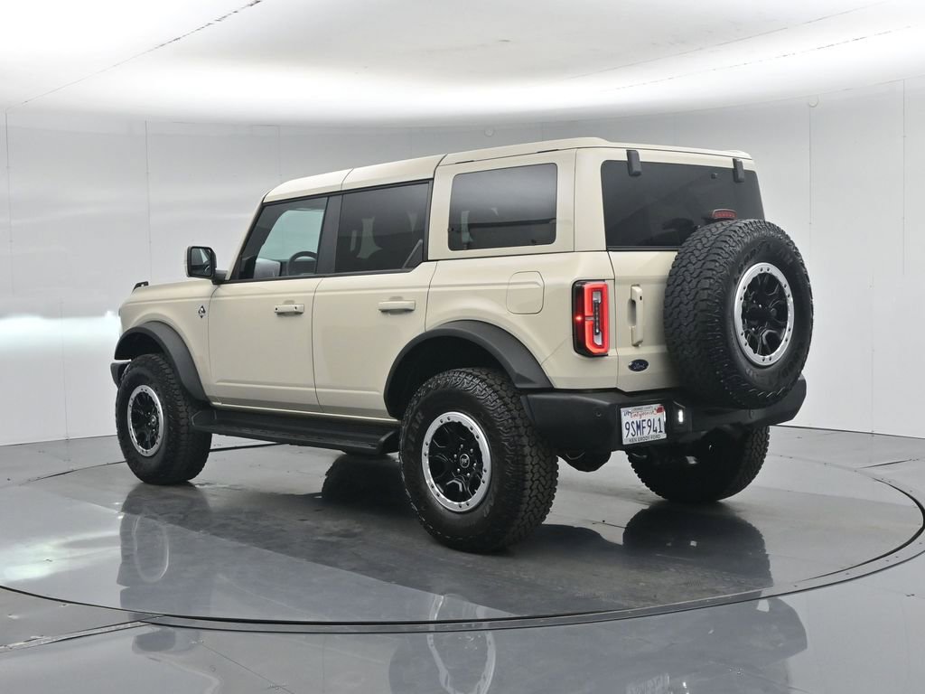 Certified 2025 Ford Bronco Outer Banks w/ Sasquatch Package AWD/4WD image 7